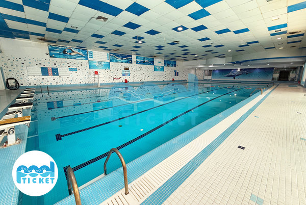 تصویر استخر صبا گز اصفهان