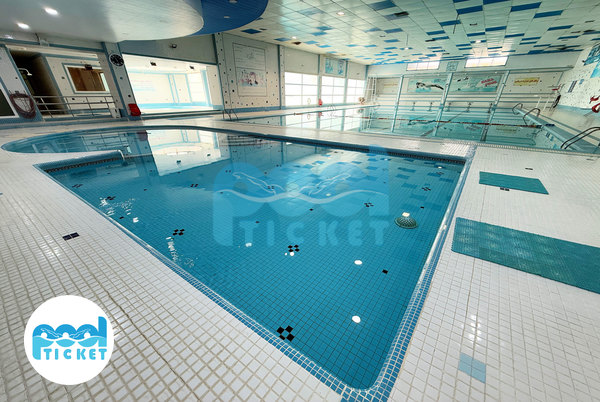 عکس‌ها استخر کودکان صبا گز برخوار اصفهان