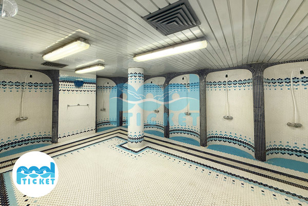 عکس فضای دوش استخر سلمان اصفهان