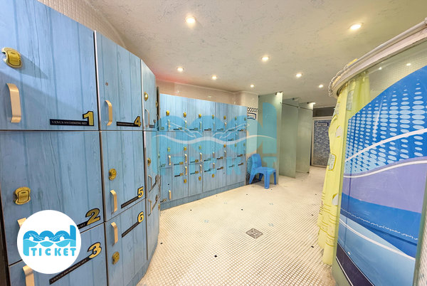 تصویر کمدها و رختکن استخر هتل ونوس اصفهان