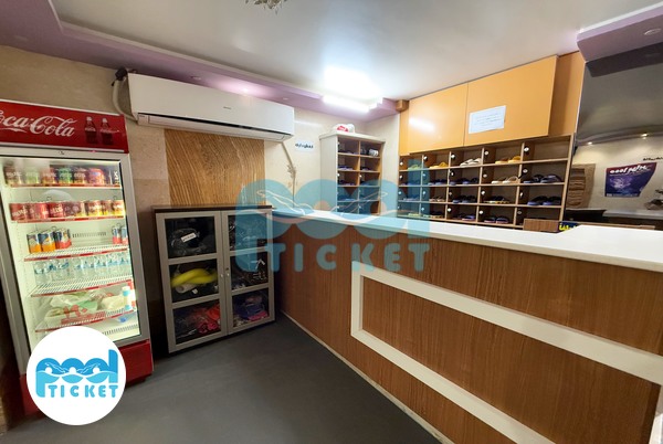 عکس ورودی استخر بهار اصفهان