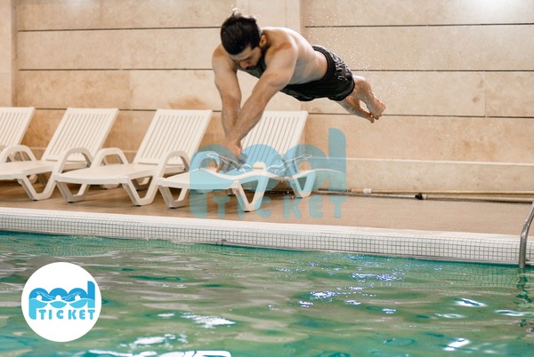 عکس ها استخر هتل پارسیان کوثر