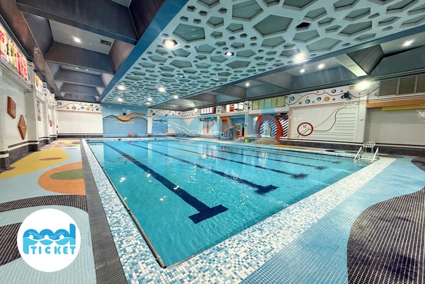 تصاویر استخر سرپوشیده پارک آبی قصر آبی پارس اسلامشهر