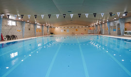 استخر سرپوشیده پدیده کرج عکس