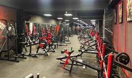 باشگاه بدنسازی فرا کرج عکس‌ها