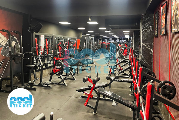 باشگاه بدنسازی فرا کرج عکس‌ها