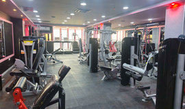 عکس‌ها باشگاه بدنسازی اسپرینگ فیتنس کرج