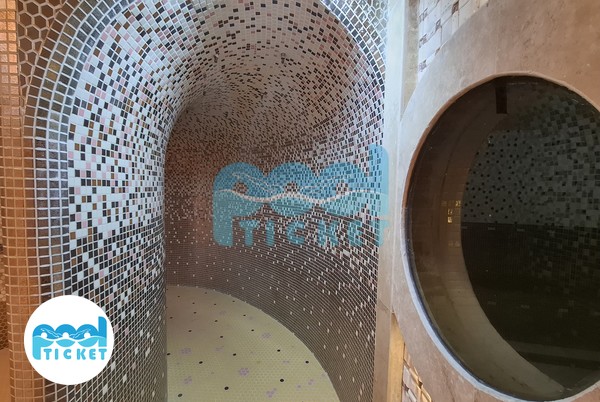  ورودی آب‌درمانی چشمه مادر (دره لر سوئی سرعین)