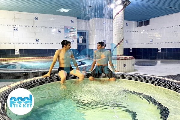 عکس محوطه جکوزی استخر فرات تهران