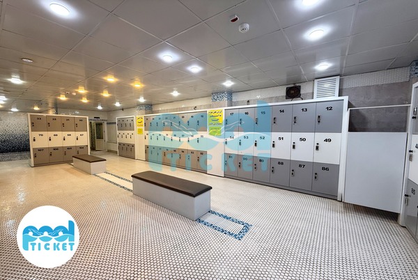 رخت‌کن استخر سید جلال حسینی تهران عکس