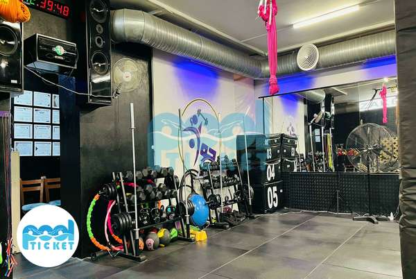 تصویر سالن بدنسازی جوان فردیس کرج