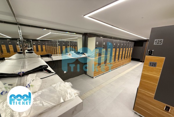 عکس سالن رختکن استخر بولینگ عبدو تهران