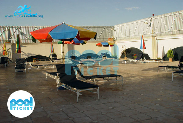 فضای آفتاب گرفتن در استخر ارمغان مشهد تصویر