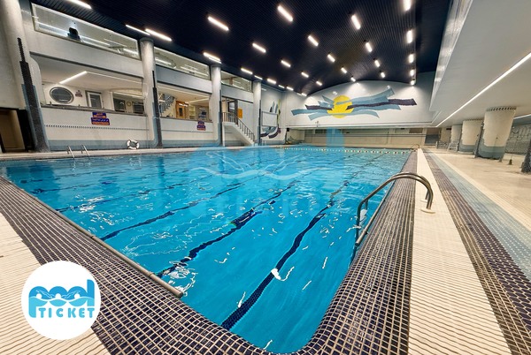 تصویر استخر شهید چمران تهران