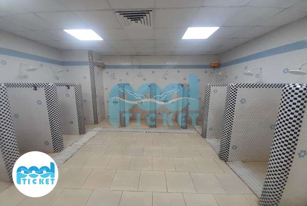 تصویر دوش های استخر شهدای تاکسیرانی پامچال تهران