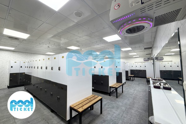 تصویر محوطه کمد استخر شهید کشوری تهران (روباز و سرپوشیده)