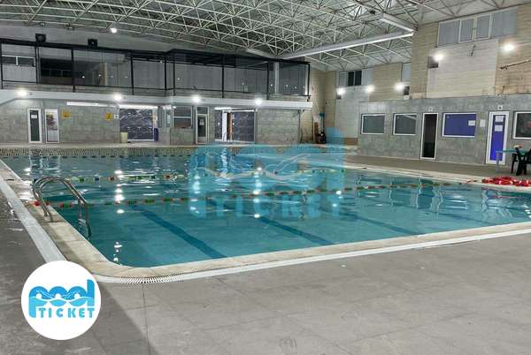 محیط استخر کانون شهید مفتح تهران