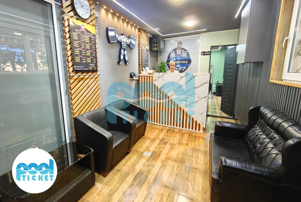 پذیرش باشگاه بدنسازی و استخر ۱۱۰ پلاس کرج عکس‌ها