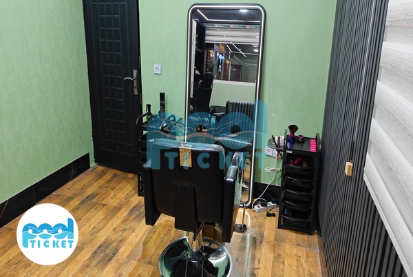 آرایشگاه باشگاه بدنسازی ۱۱۰ پلاس کرج