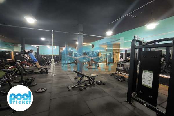 عکس سالن باشگاه بدنسازی اورجینال اسلامشهر (شعبه آقایان)