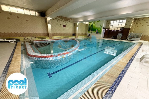 عکس استخر آب‌درمانی استخر و پارک آبی کوثر شیراز	