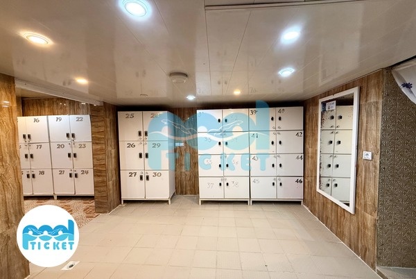 عکس رخت‌کن استخر واترلند شیراز