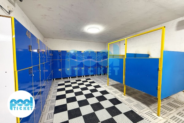 عکسها رختکن و کمدهای استخر چهارفصل و روباز آقایان شهید حمزه شیراز