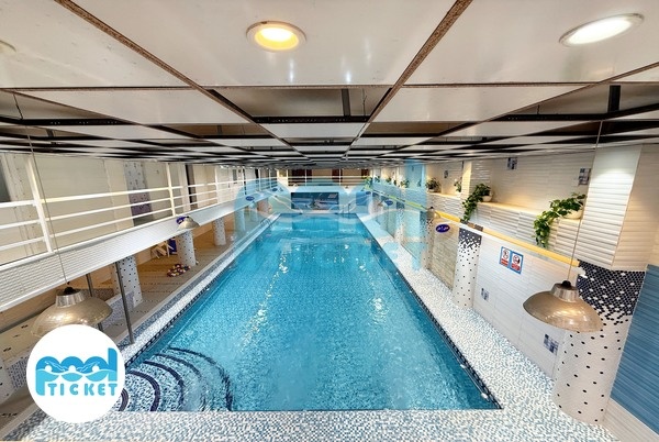 عکس فضا استخر واترلند شیراز