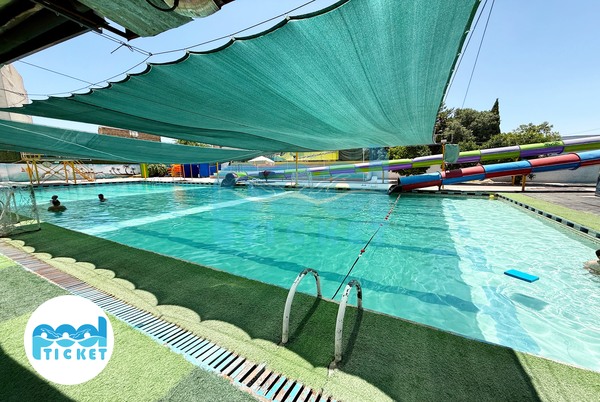 استخر چهارفصل و روباز آقایان شهید حمزه شیراز تصویر