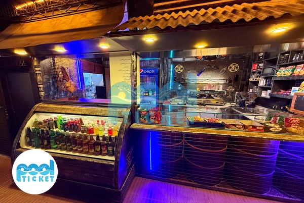 عکس بوفه و کافی شاپ استخر چهارفصل و روباز آقایان شهید حمزه شیراز