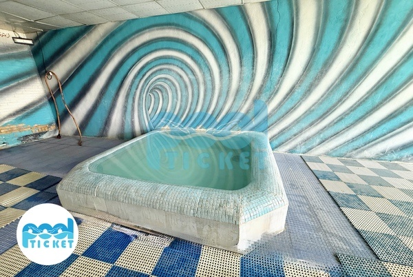 تصویر حوضچه آب سرد استخر چهارفصل و روباز آقایان شهید حمزه شیراز