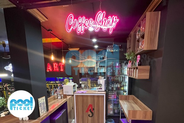 کافی‌شاپ باشگاه بدنسازی آس مشهد