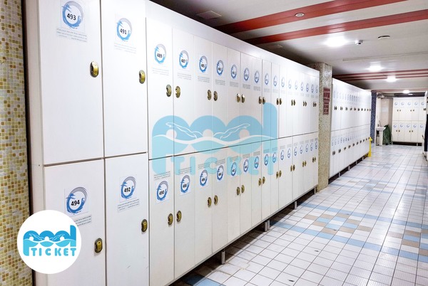 رختکن پارک آبی تبریز عکس