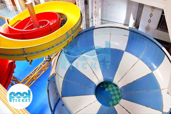 تصاویر چاله فضایی پارک آبی تبریز 