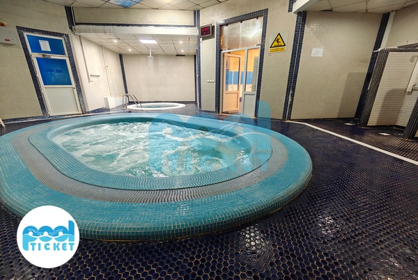 تصویر جکوزی استخر برق آلستوم تهران