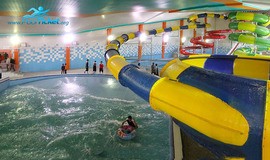 تصاویر سرسره های پارک آبی موج های آبی باران یزد