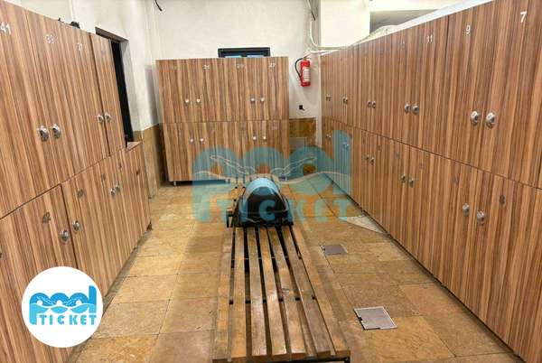 عکس رختکن باشگاه بدنسازی هیرومان