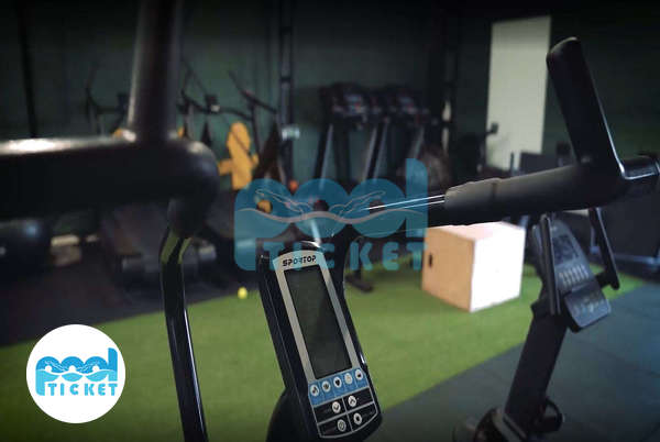 عکس‌های سالن مجموعه ورزشی هایپر اسکیت تهران