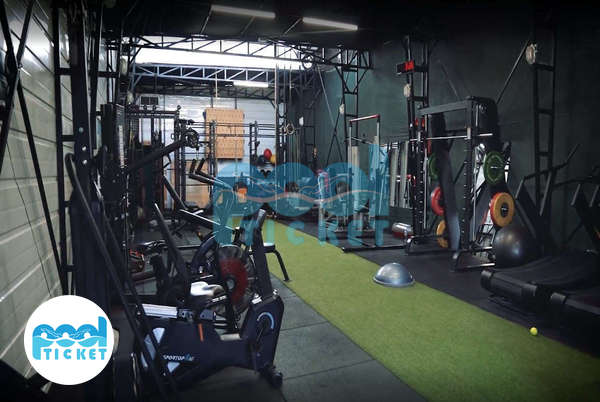 دستگاه‌های مجموعه ورزشی هایپر اسکیت تهران عکس ها