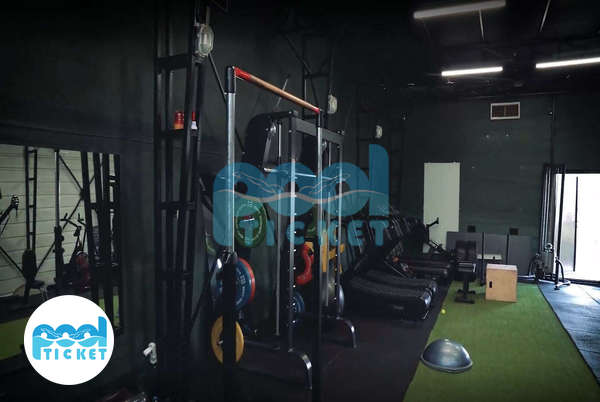 سالن بدنسازی مجموعه ورزشی هایپر اسکیت تهران تصاویر