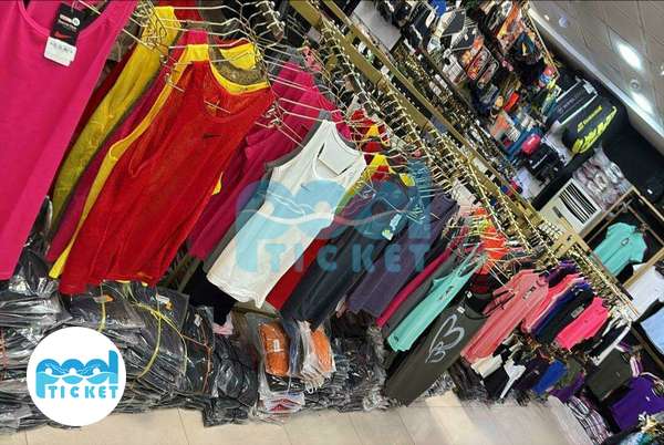 فروشگاه لوازم ورزشی پرسپولیس گوهردشت کرج تصاویر