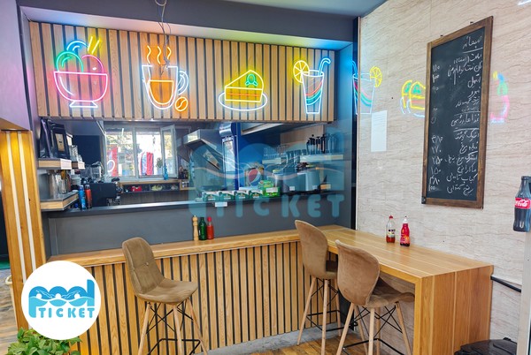 بوفه و کافی‌شاپ باشگاه بدنسازی و استخر ۱۱۰ پلاس کرج تصاویر