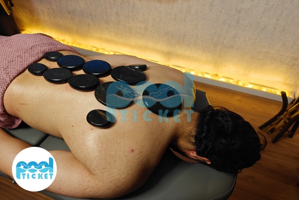 عکس‌های ماساژ سنگ داغ مرکز ماساژ فلامینگو کرج