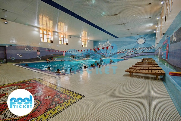 تصویر فضای داخلی استخر دانشگاه هنر کرج