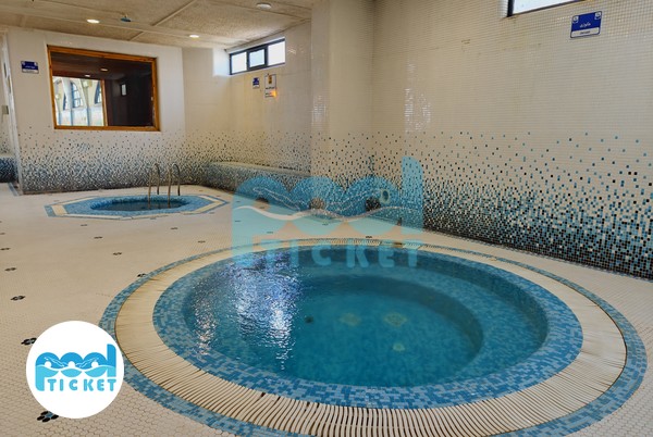 جکوزی و حوضچه آب سرد استخر تختی کرج