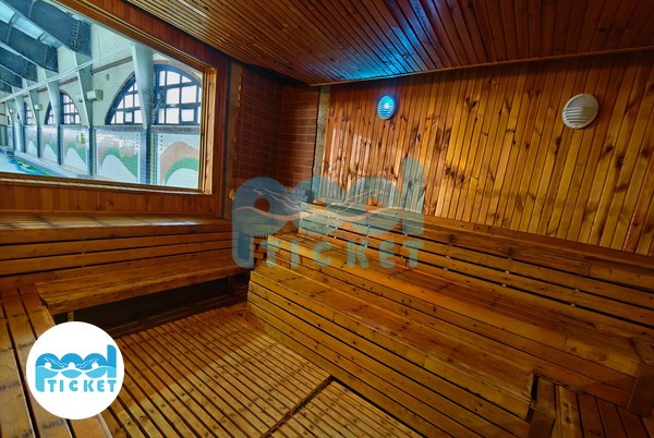 محوطه سونا خشک استخر تختی کرج