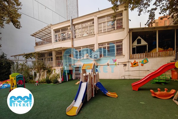 فضای بازی کودک استخر و مهد شنای باغ سبز لاکی تهران تصاویر