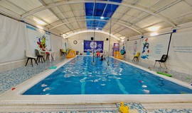 عکس استخر و مهد شنای باغ سبز لاکی تهران