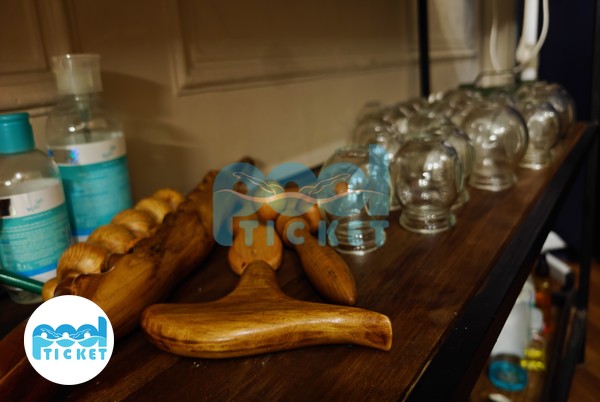 عکس میز کار اتاق ماساژ مرکز ماساژ حس نو تهران