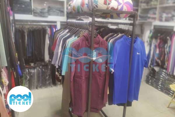 تصویر فروشگاه لوازم ورزشی توچال تهران